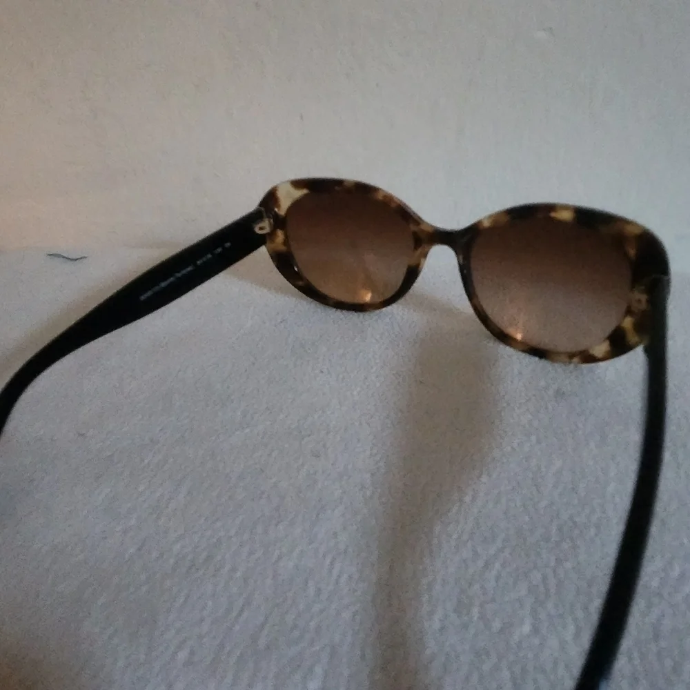 Coach Sunglasses - Picture 3 of 6